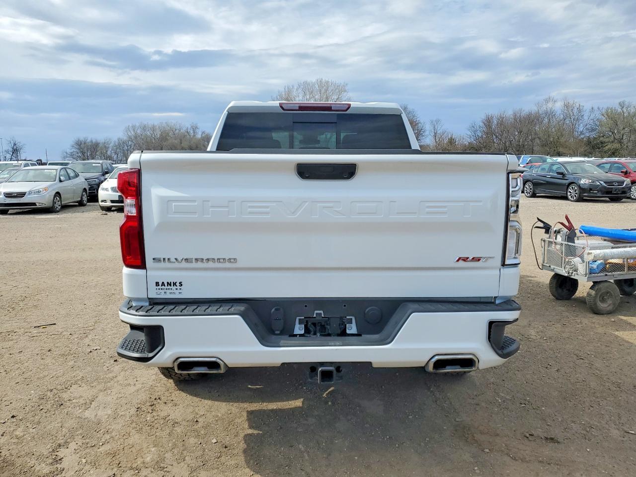2024 Chevrolet Silverado K1500 Rst - Image 6