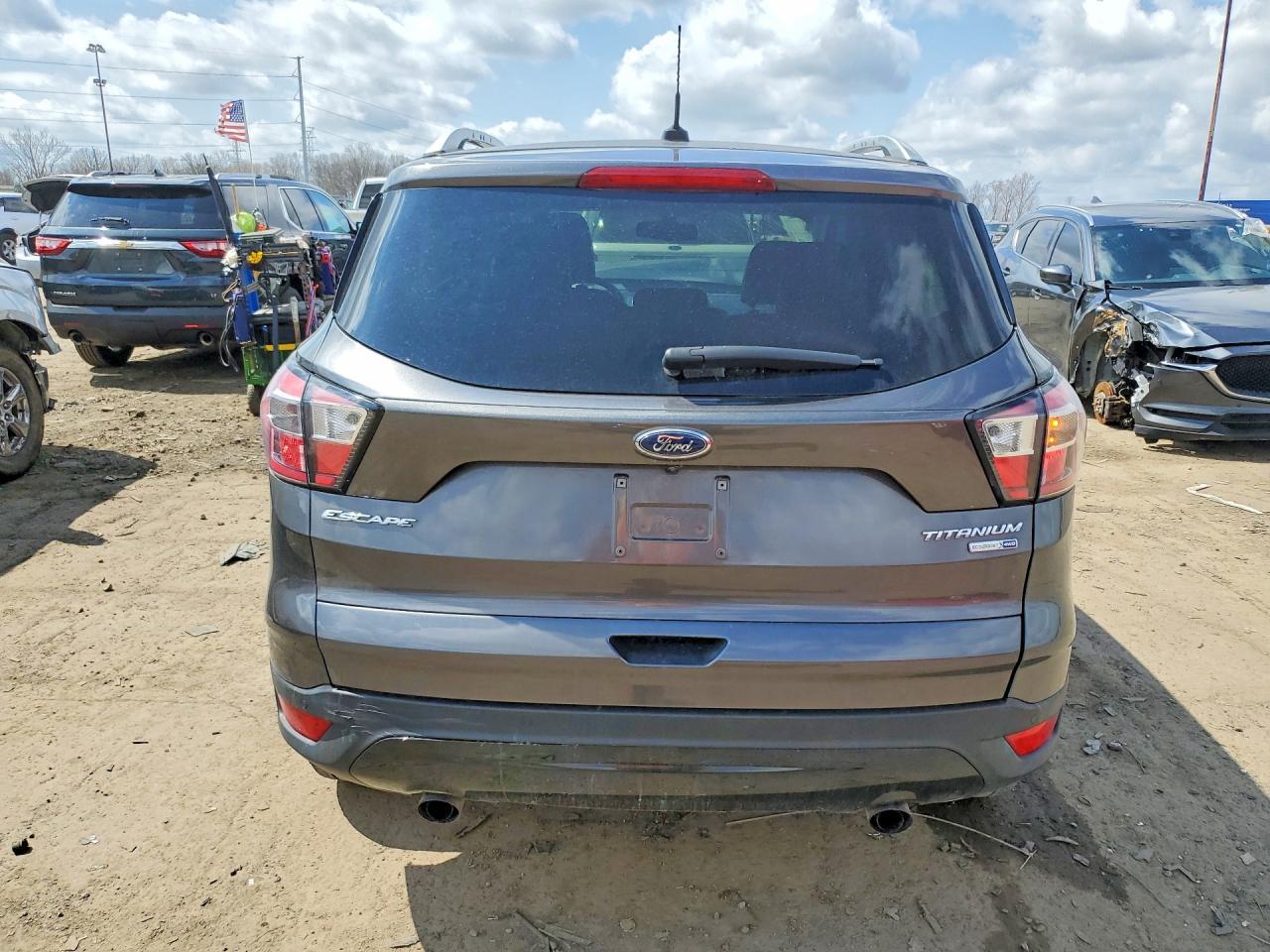 2017 Ford Escape Titanium - Фото 6