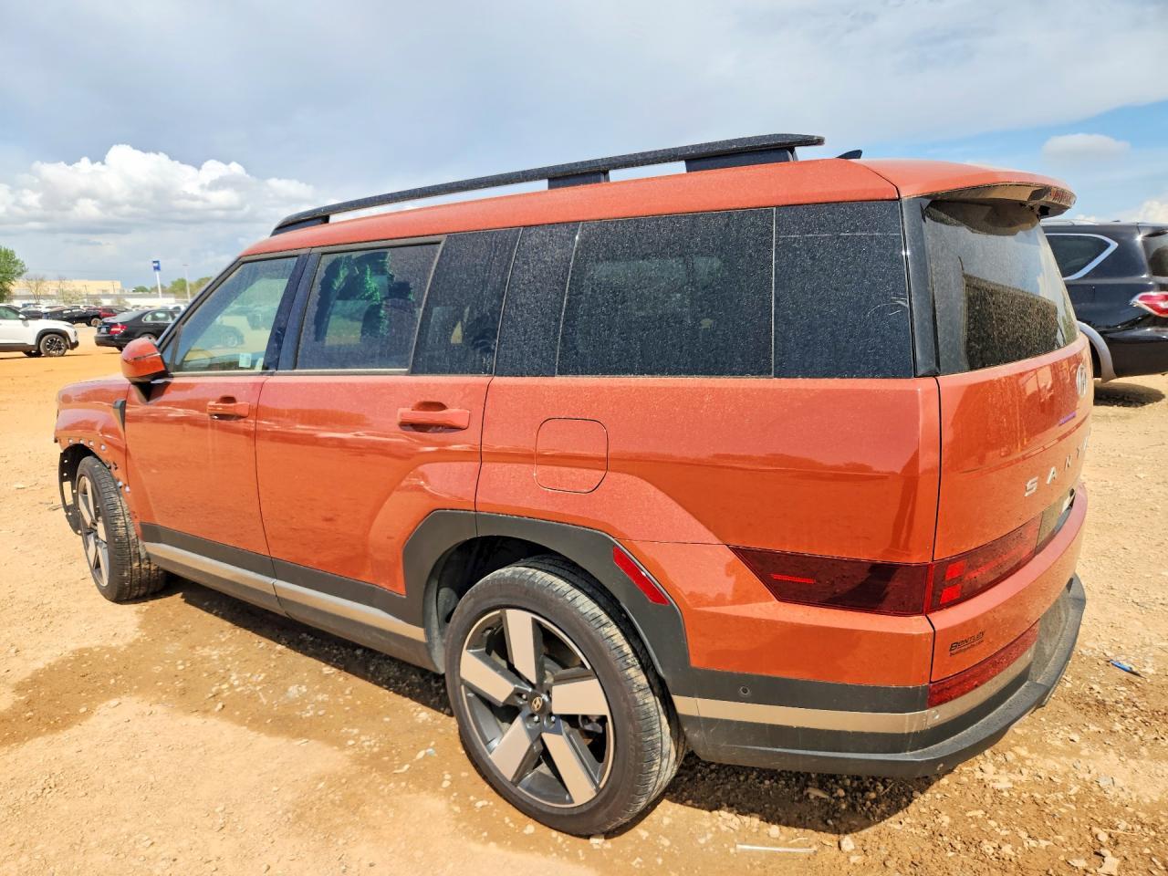 2025 Hyundai Santa Fe Hybrid Limited - Image 2