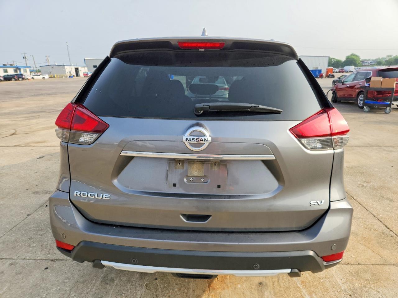 2020 Nissan Rogue Sv - Фото 6