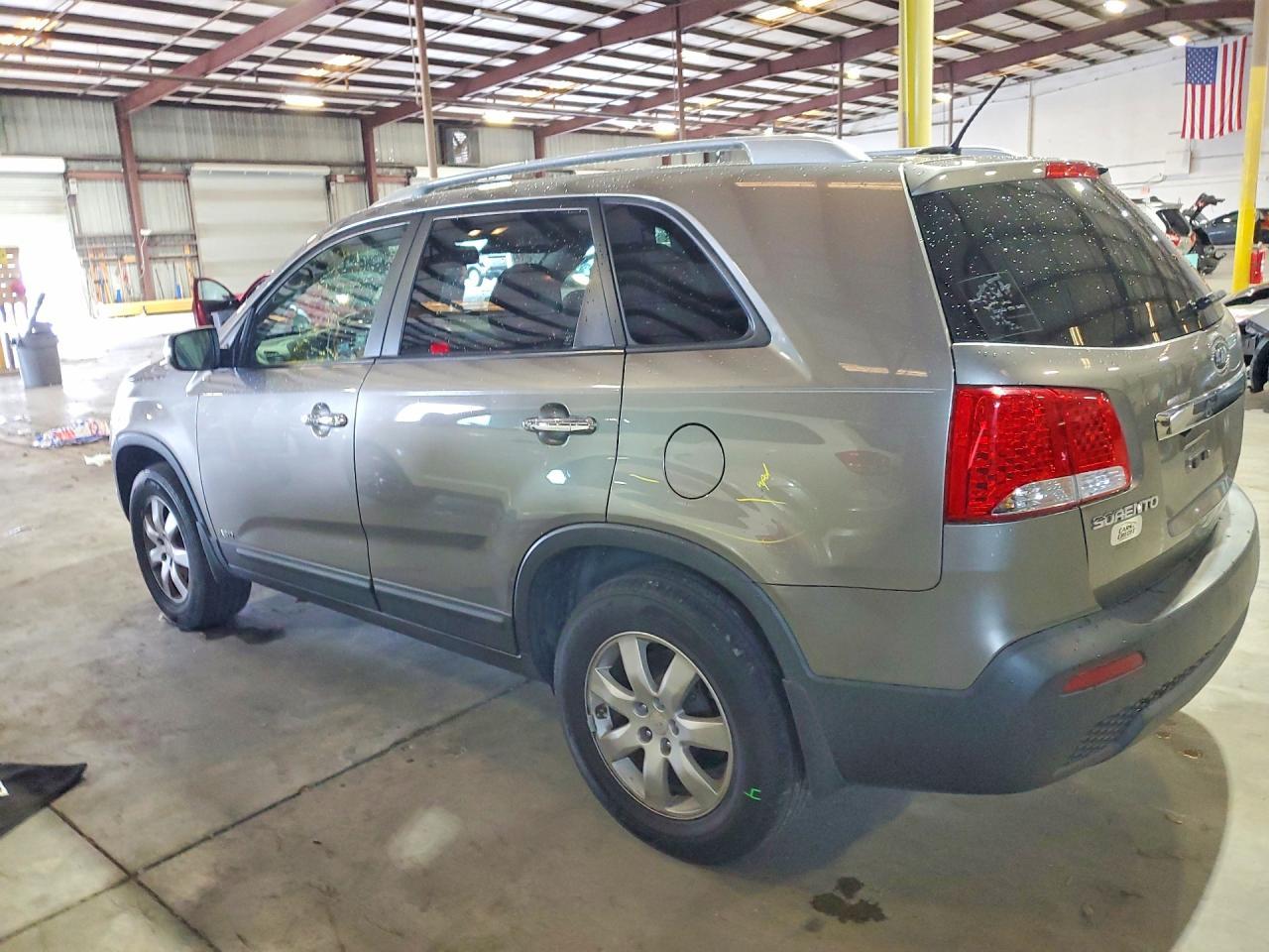 2011 Kia Sorento Lx - Фото 2