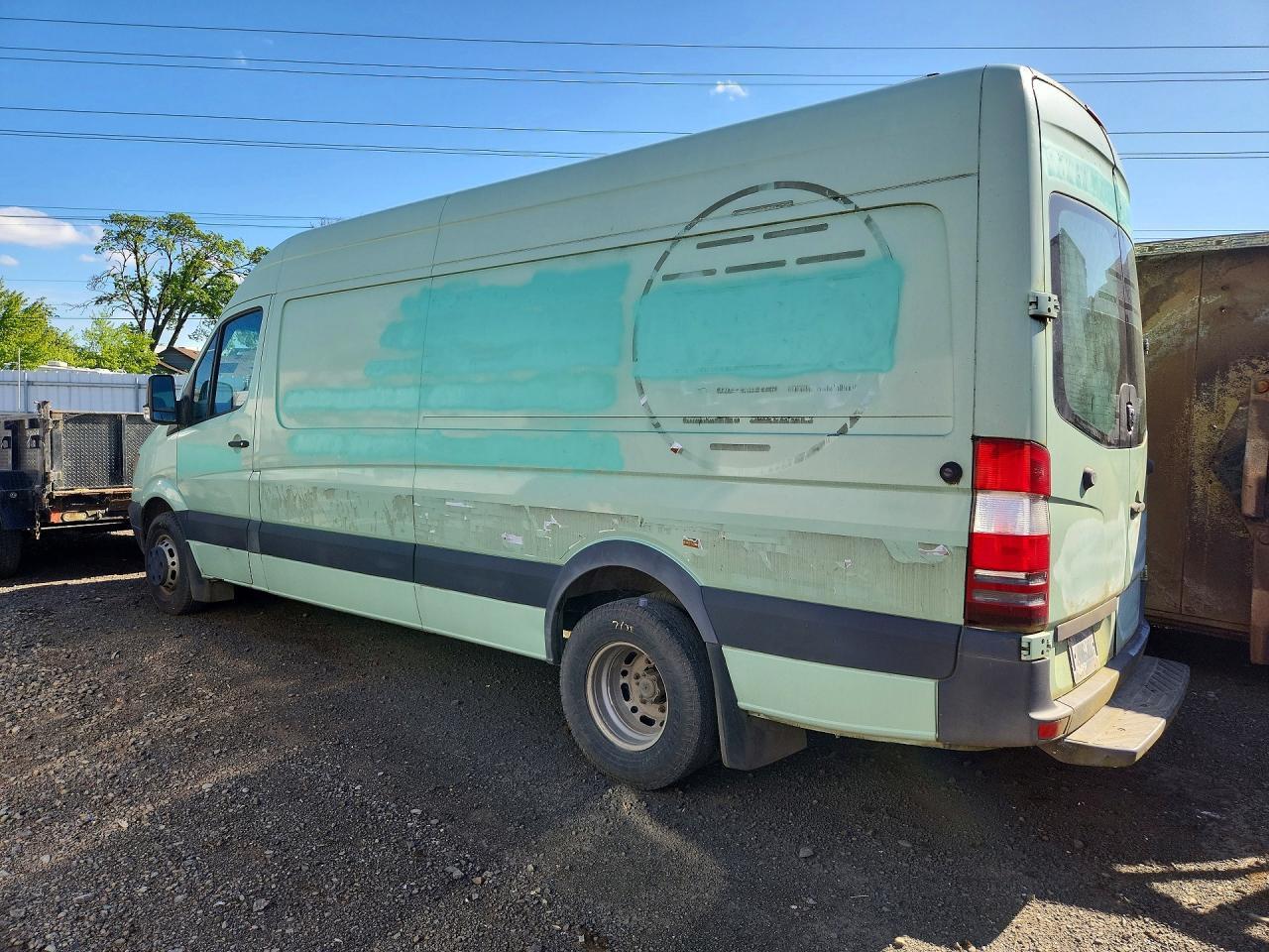2007 Dodge Sprinter 3500 Utility / Service Van - Image 2