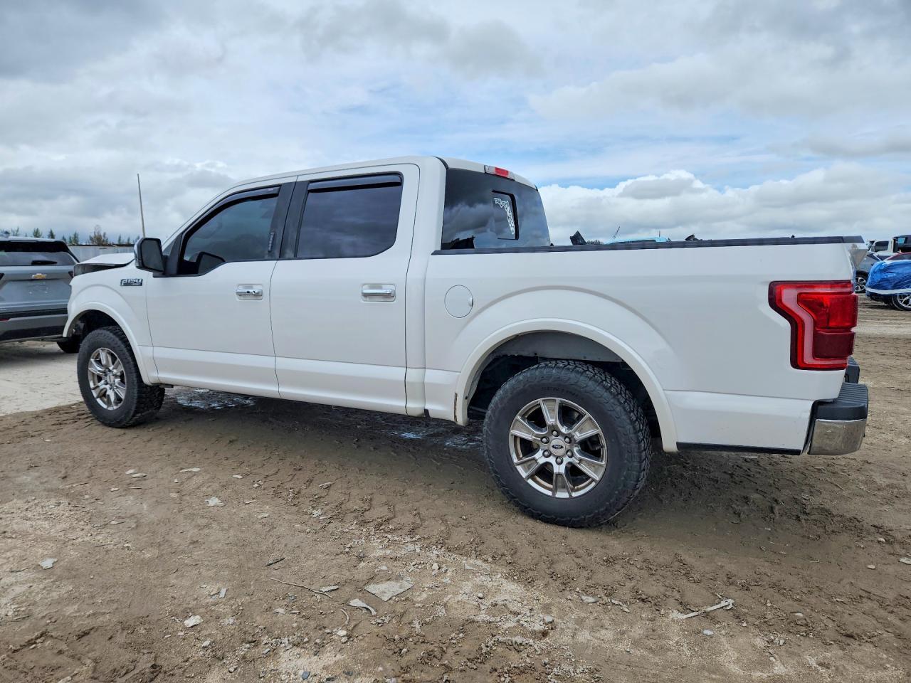 2015 Ford F150 Supercrew - Фото 3