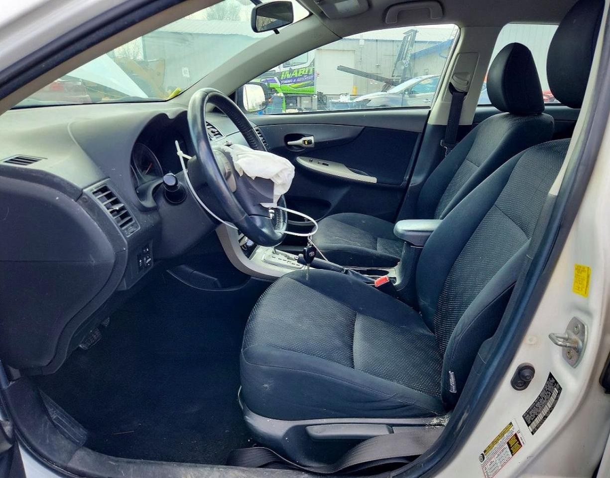 2010 Toyota Corolla S - Фото 7