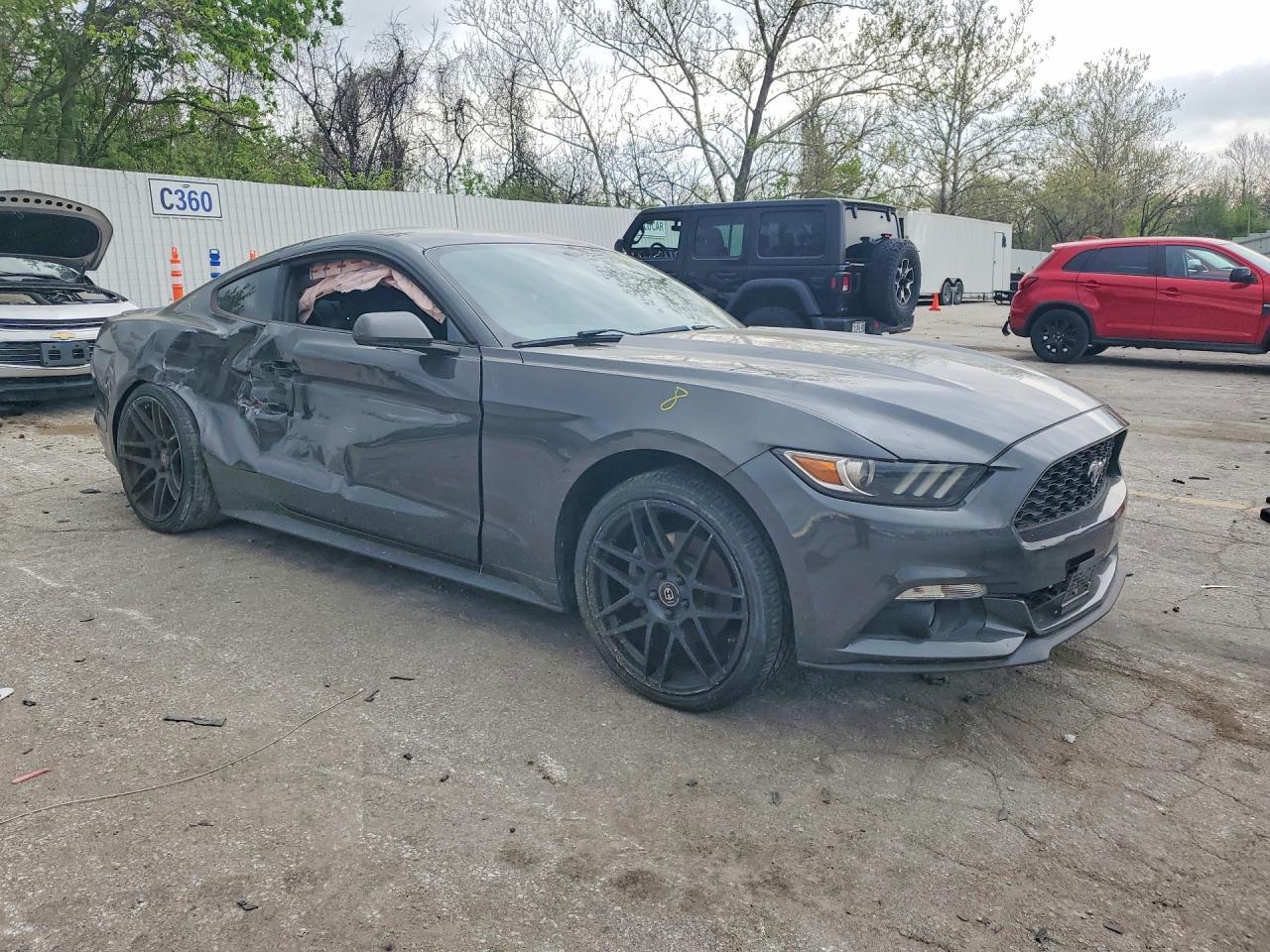 2016 Ford Mustang - Фото 4