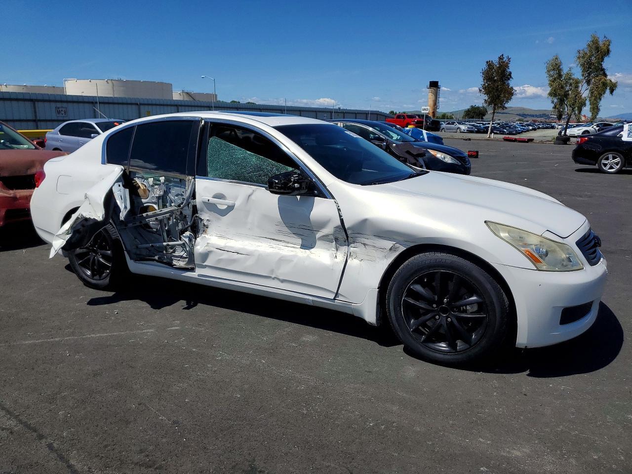 2009 Infiniti G37 Sedan Base - Image 4
