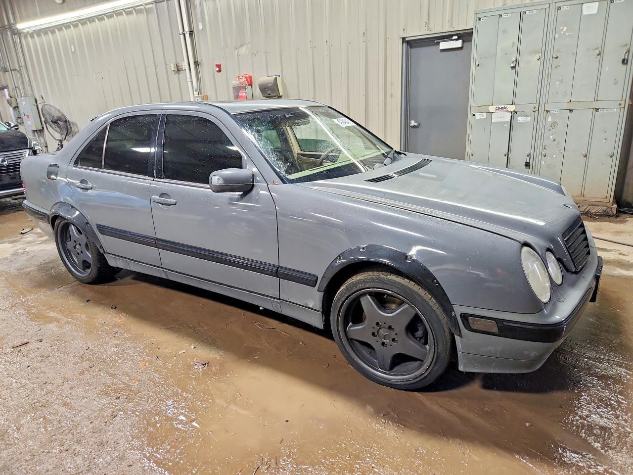 2001 Mercedes-Benz E 430 - Фото 4