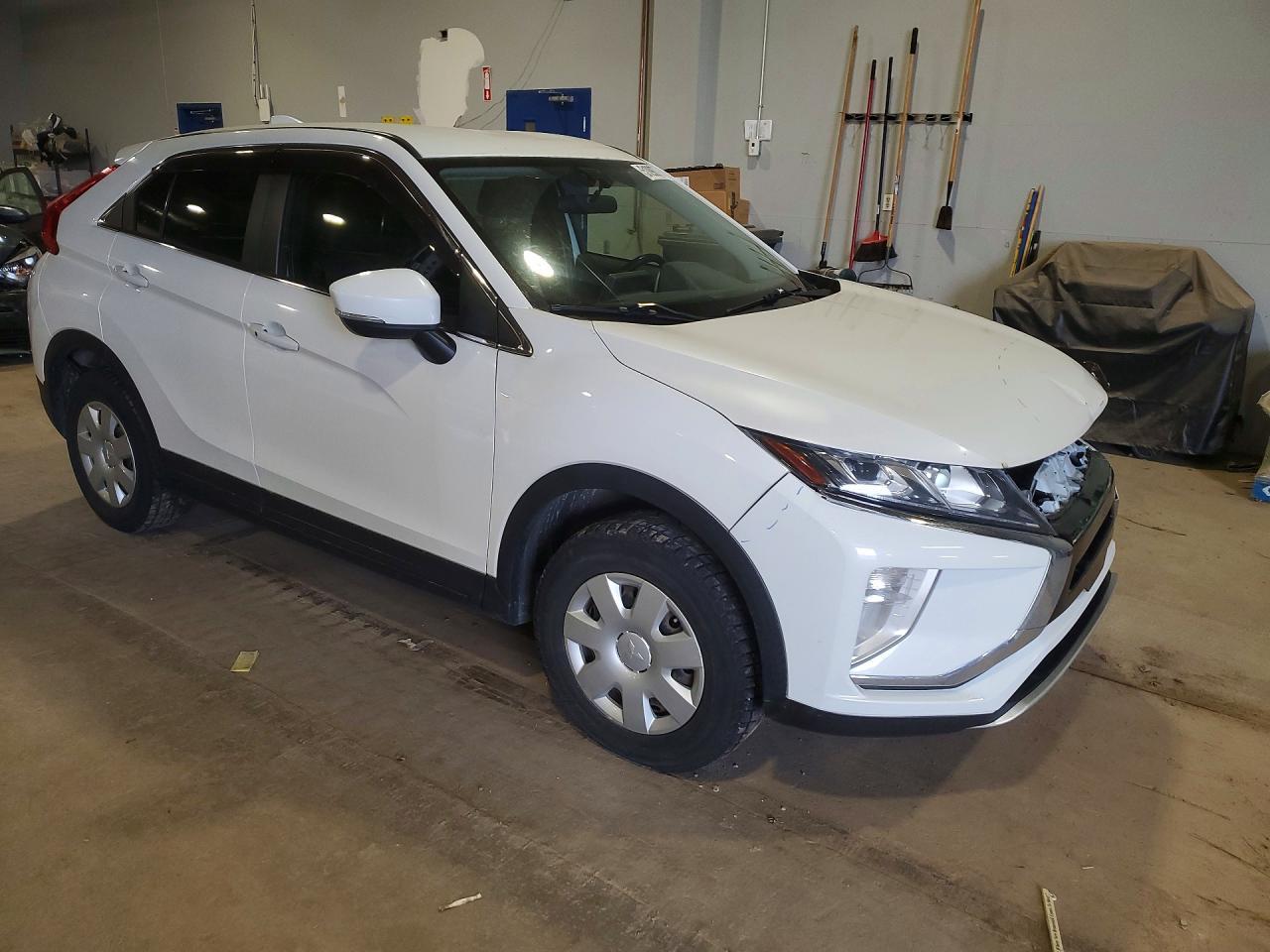 2019 Mitsubishi Eclipse Cross Le - Image 4