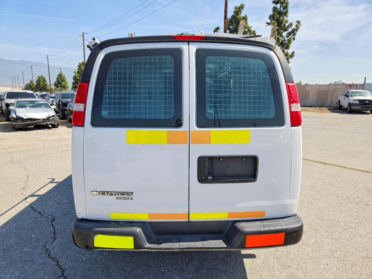 2016 Chevy Express 2500-R&D-Cln Title-Pri Fleet - Фото 6