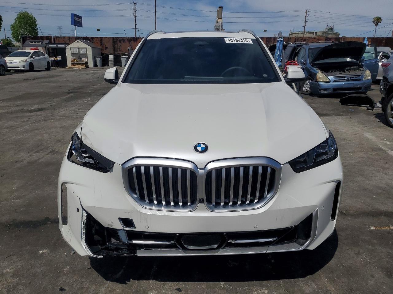 2026 BMW X5 xDrive40I - Image 5