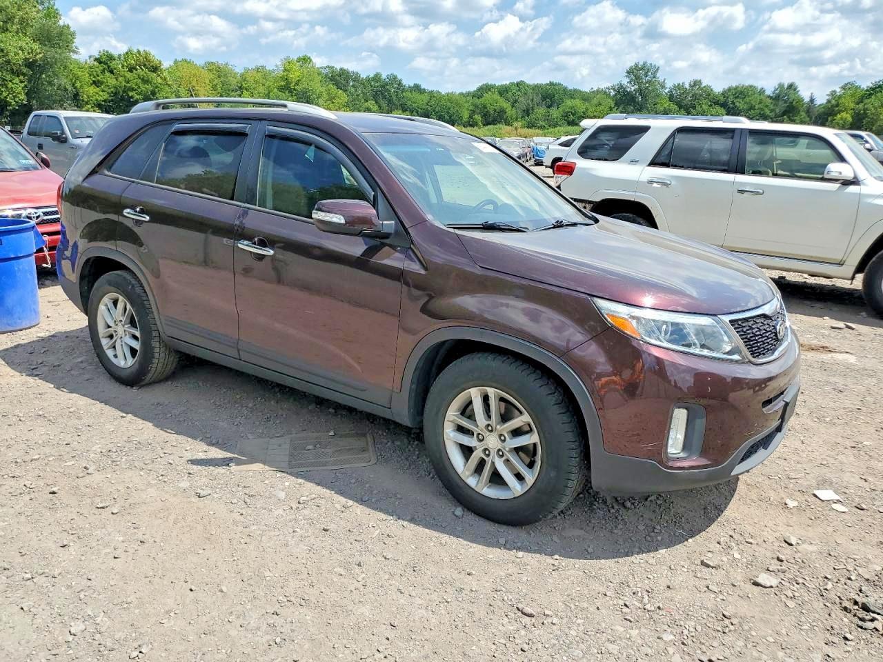 2015 Kia Sorento Lx - Image 4