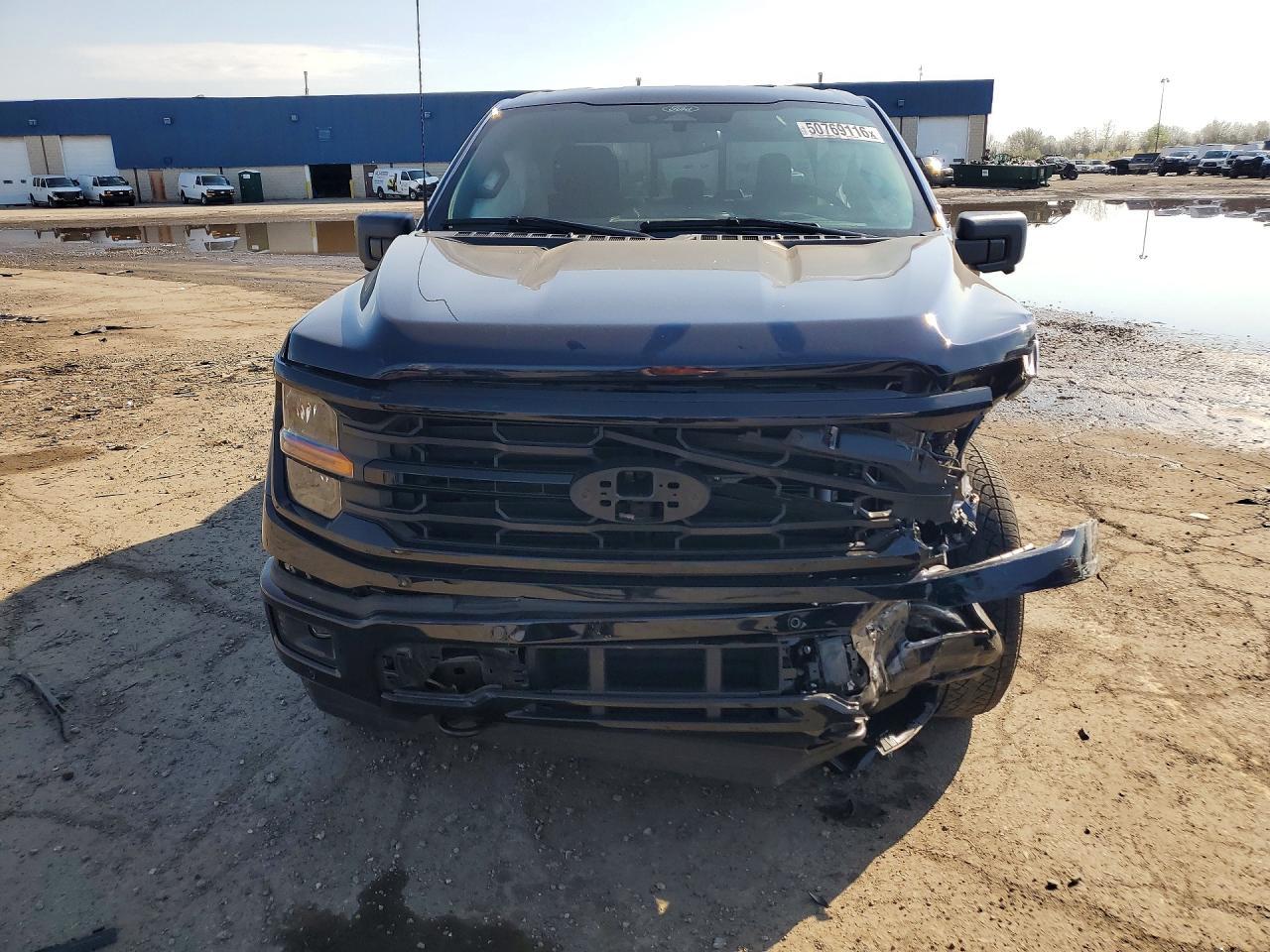 2025 Ford F150 Xlt - Фото 5