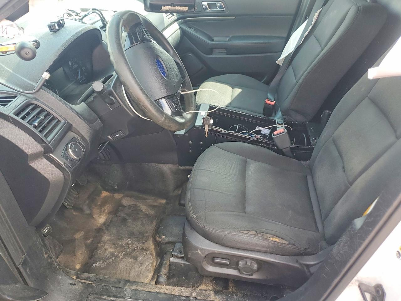2018 Ford Explorer Police Interceptor - Image 7