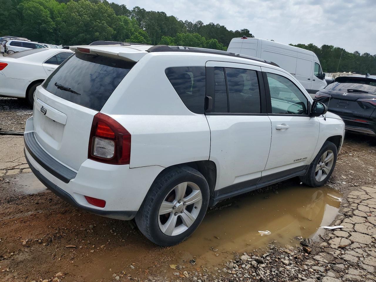 2016 Jeep Compass Sport - Фото 3