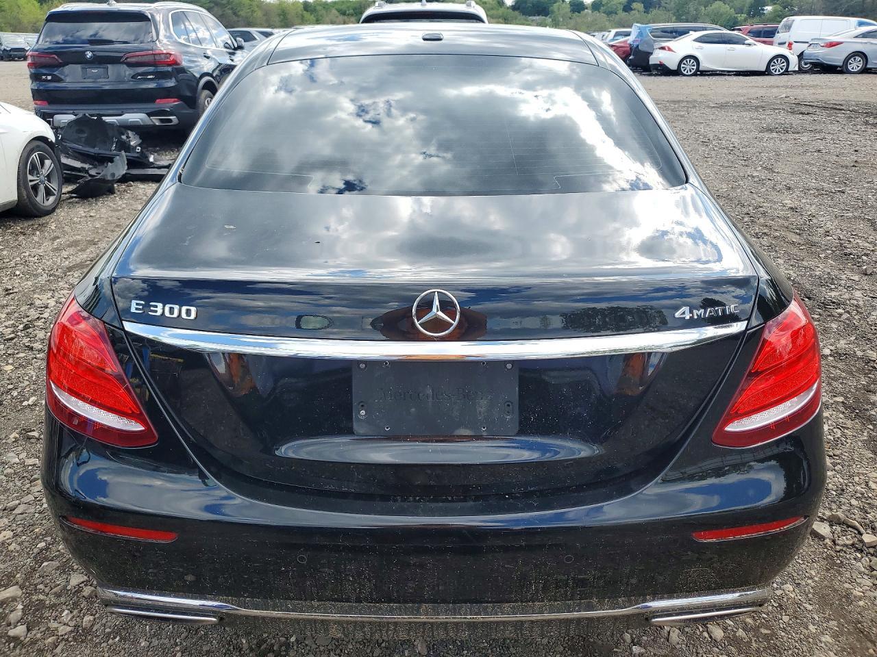 2017 Mercedes-Benz E 300 4Matic - Фото 6