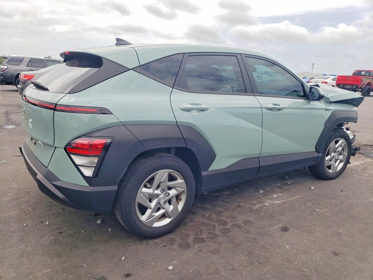 2024 Hyundai Kona Se - Image 3