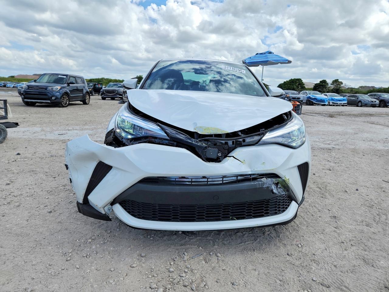 2022 Toyota C-Hr Xle - Фото 5