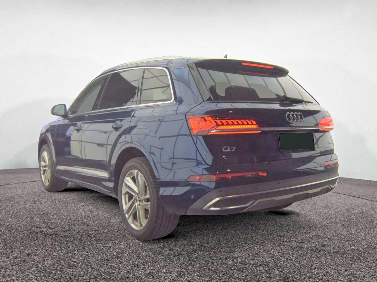 2022 Audi Q7 Premium Plus - Фото 3