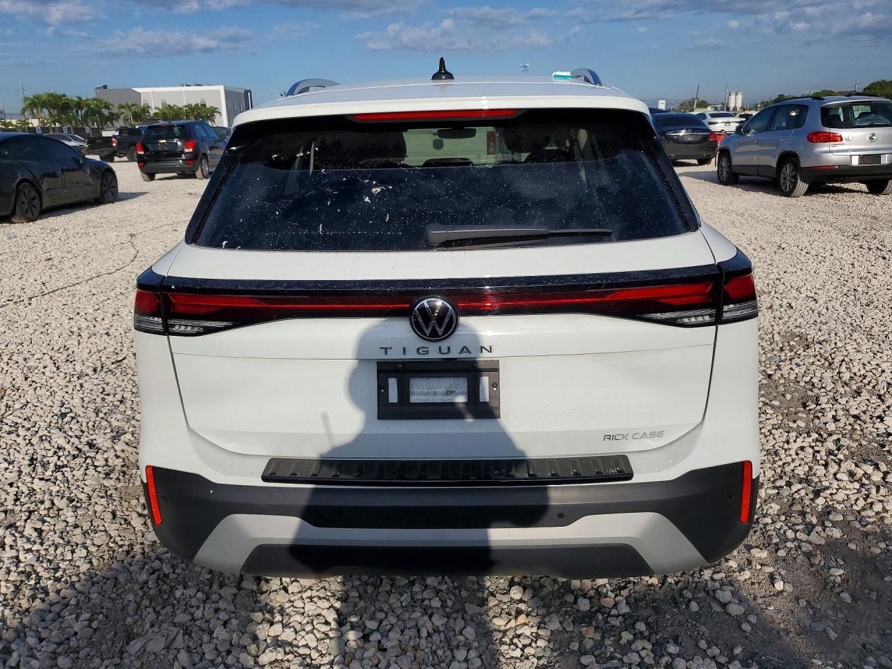 2025 Volkswagen Tiguan S - Image 6