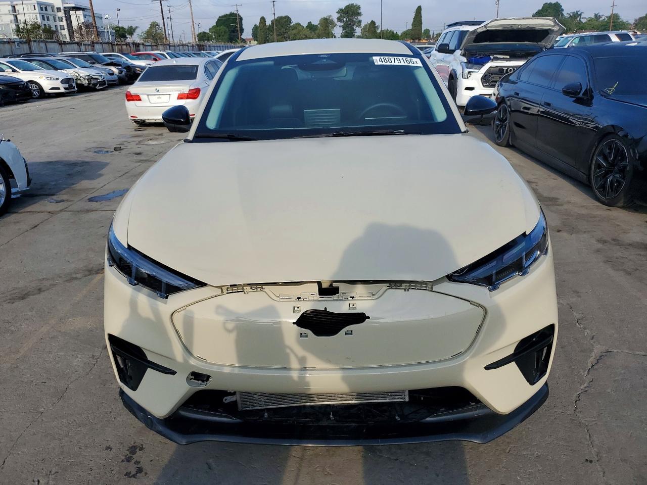 2025 Ford Mustang Mach-E Premium - Фото 5