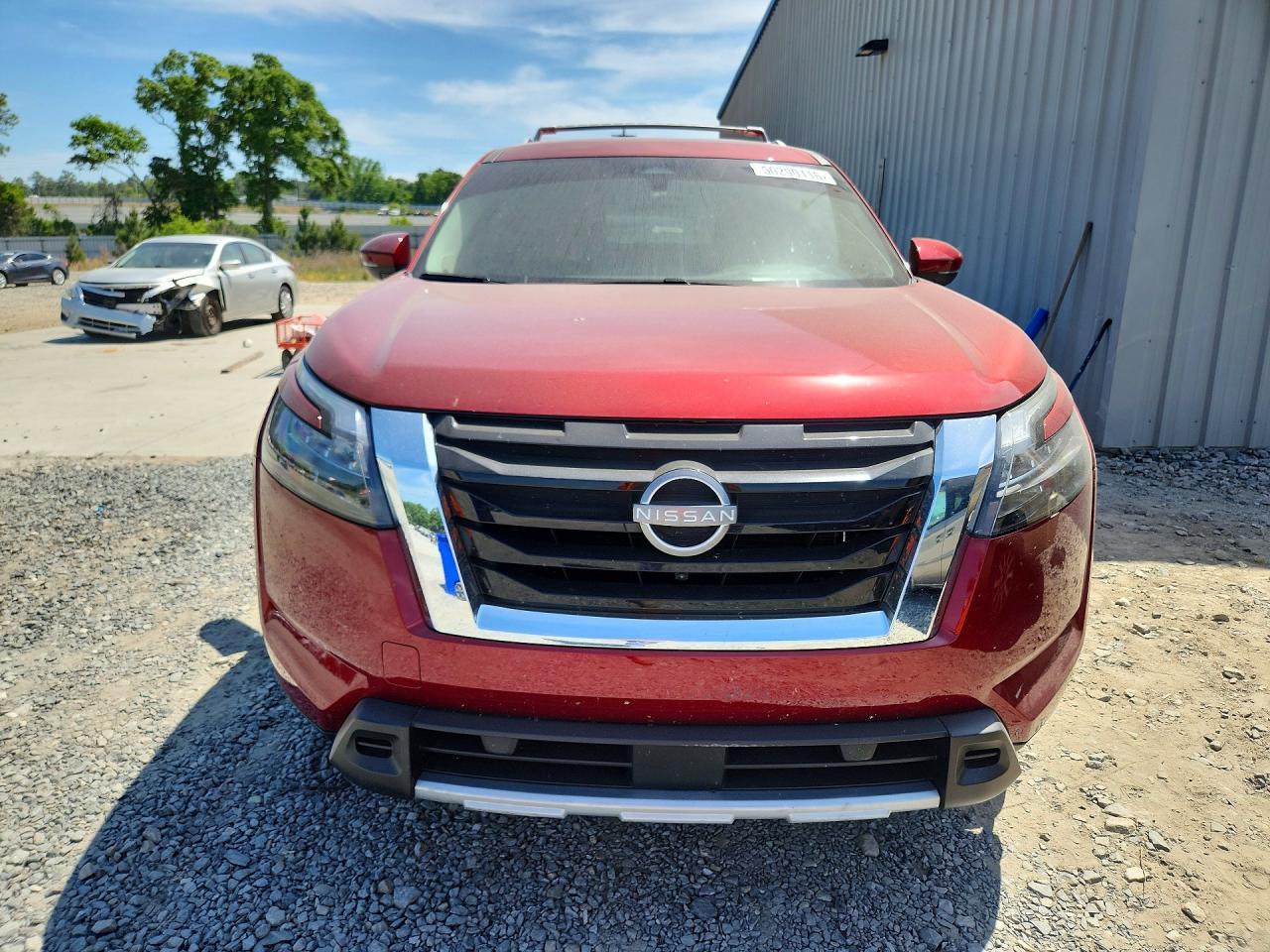 2025 Nissan Pathfinder Platinum - Фото 5