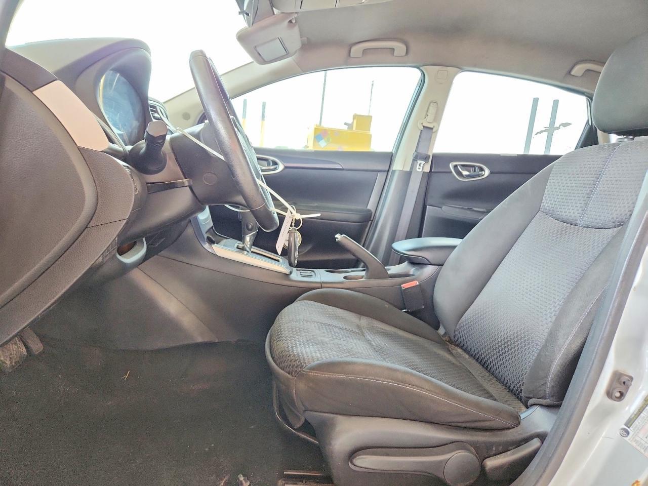 2017 Nissan Sentra Sr - Image 7