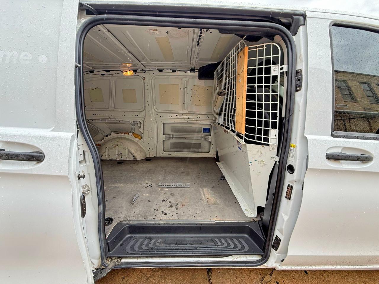 2017 Mercedes Benz Metris - Фото 6