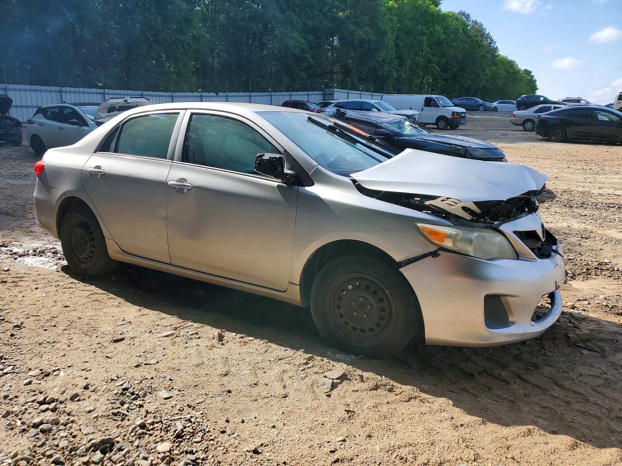 2012 Toyota Corolla L - Фото 4
