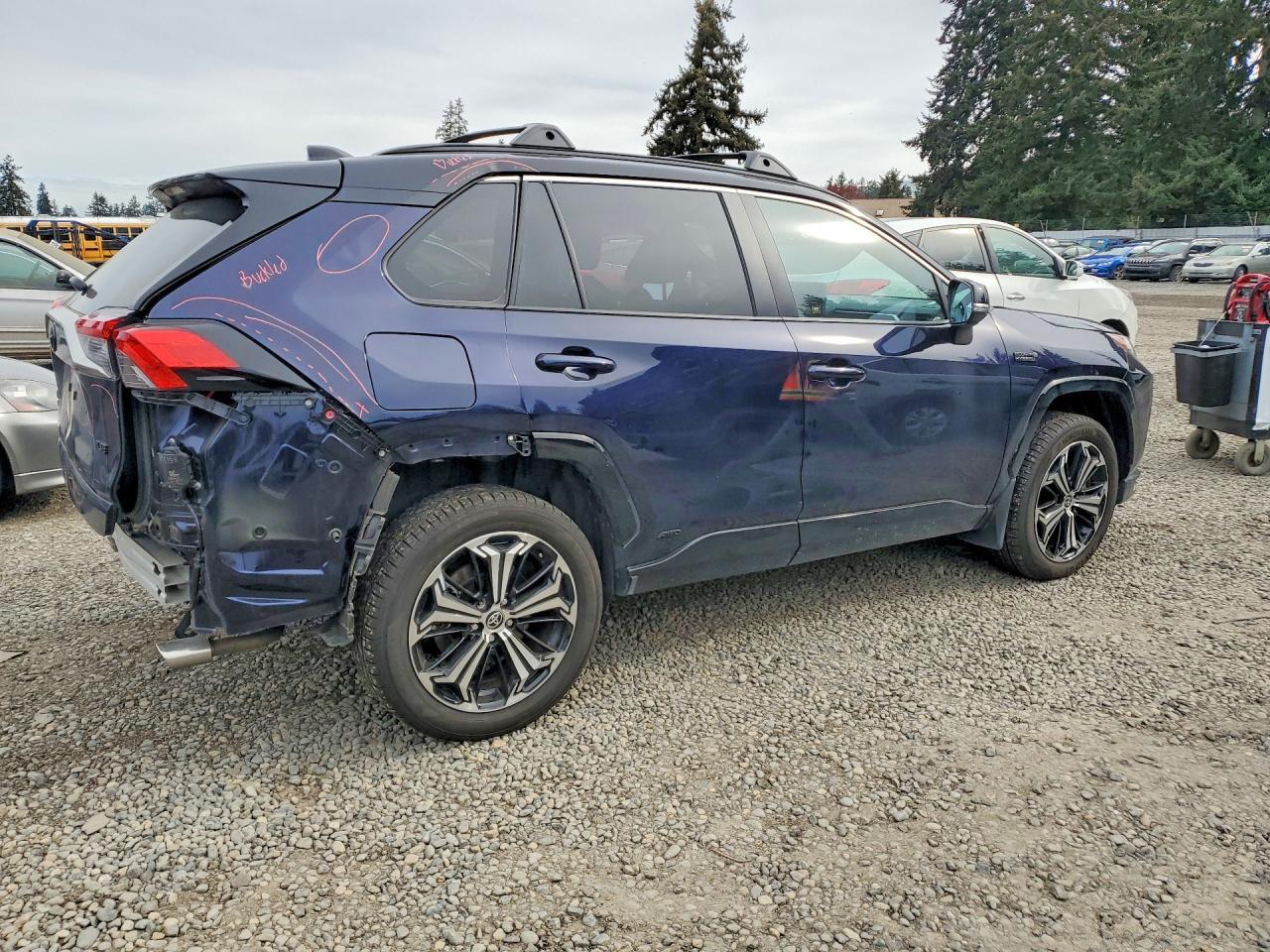 2024 Toyota Rav4 Prime Xse - Image 3