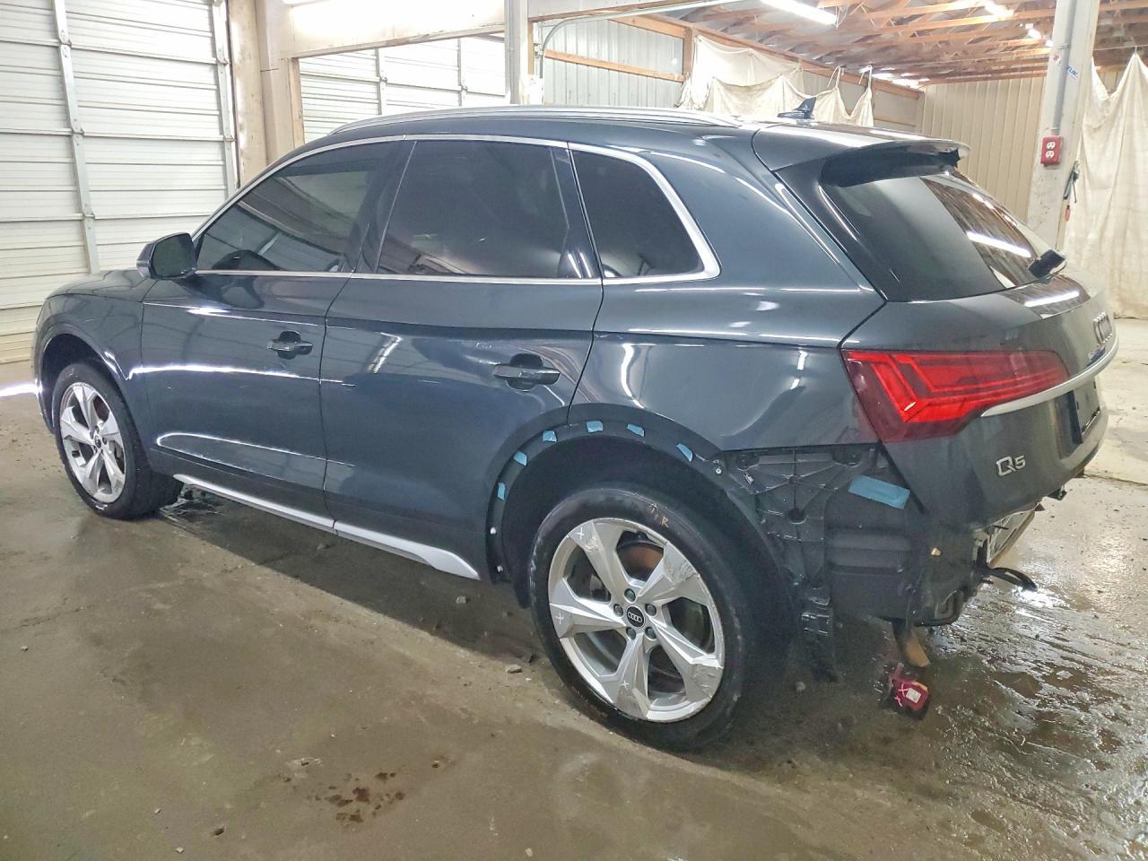 2021 Audi Q5 Prestige - Image 2