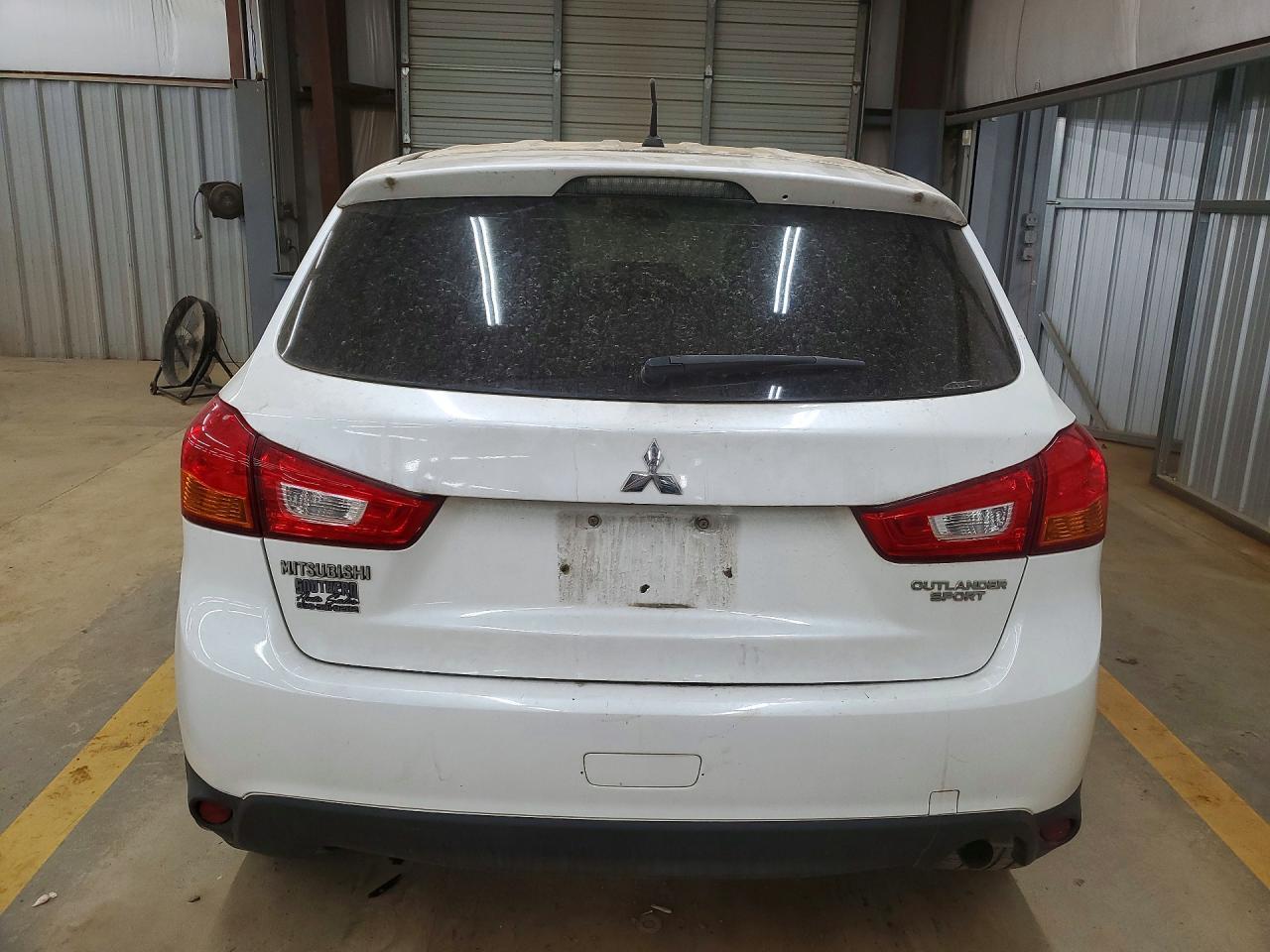 2015 Mitsubishi Outlander Sport Es - Image 6