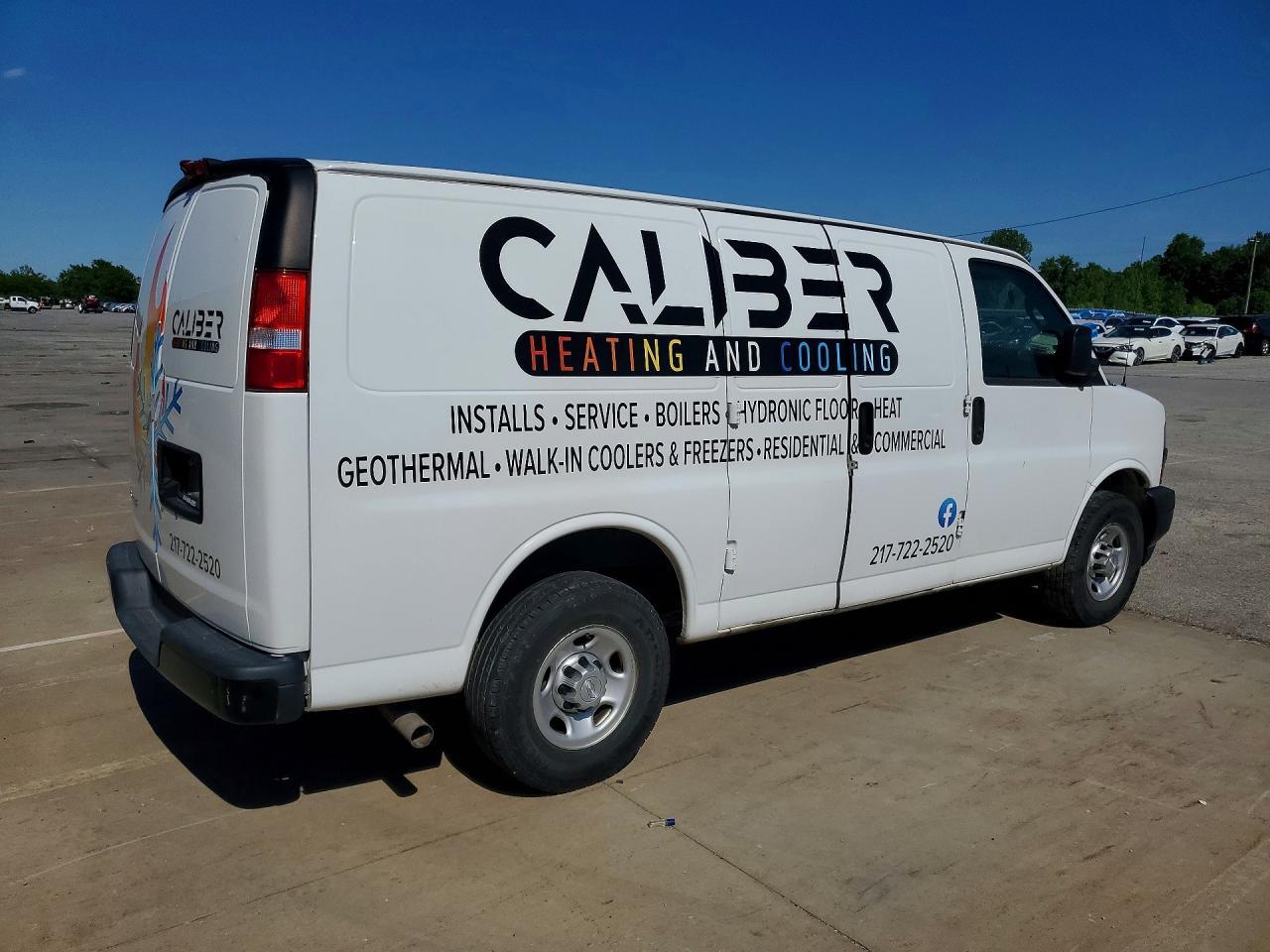 2018 Chev Express G3500 - Фото 3