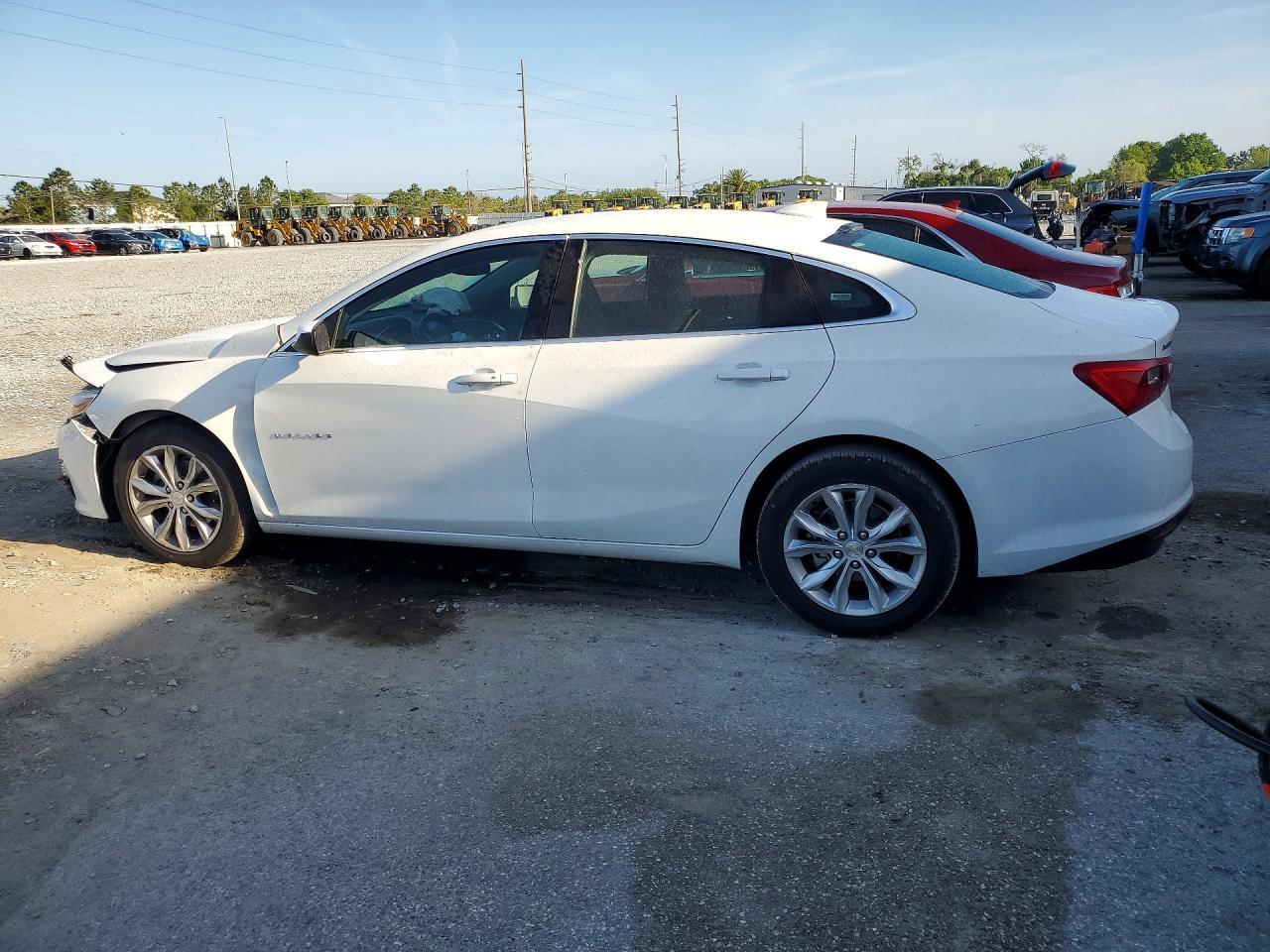 2023 Chevrolet Malibu Lt - Фото 2