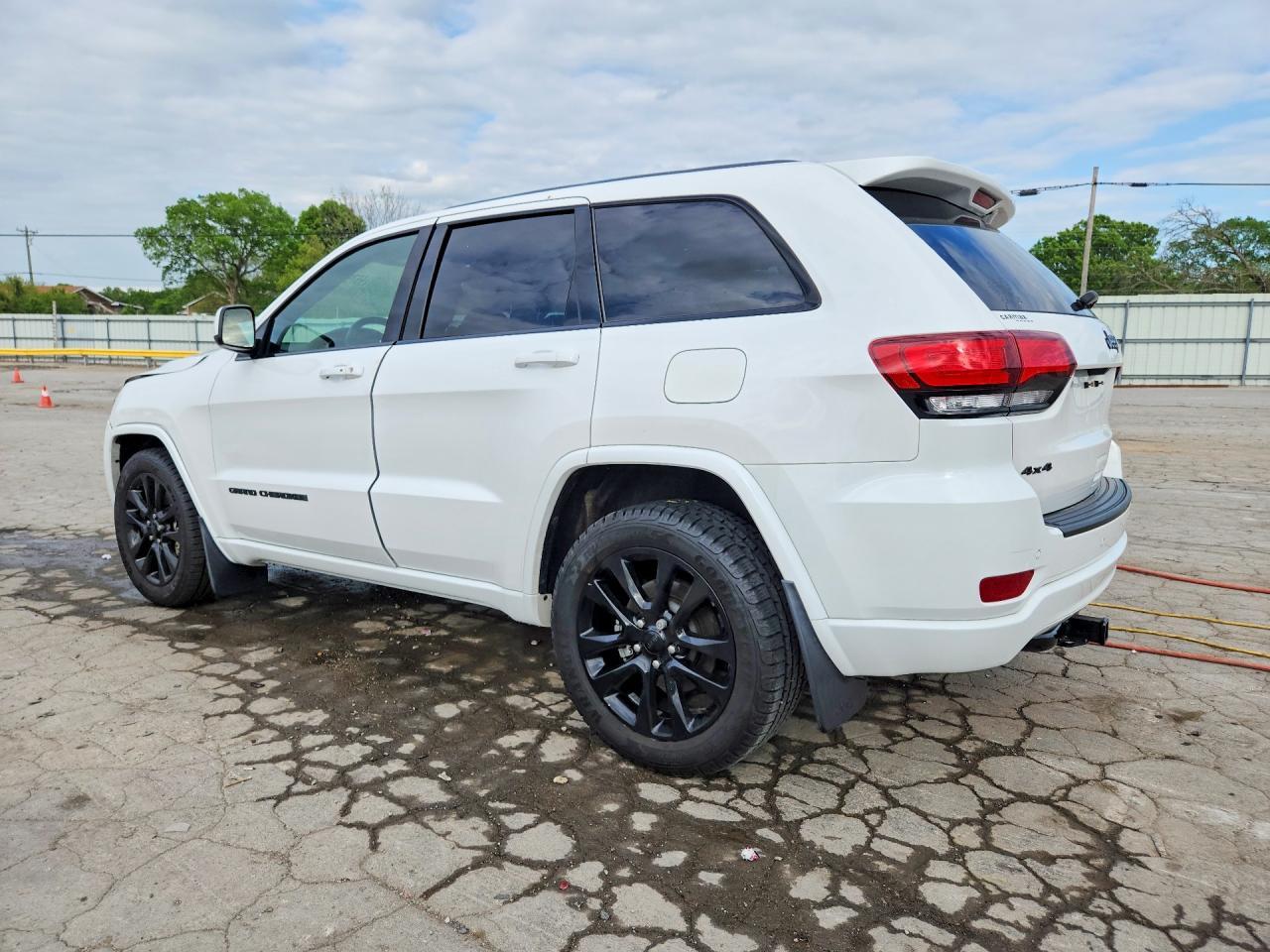2021 Jeep Grand Cherokee Laredo - Фото 2