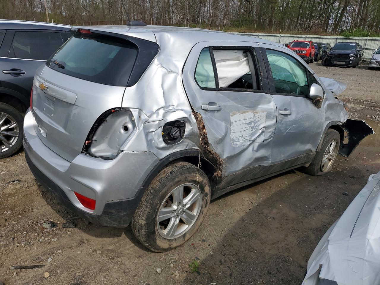 2020 Chev Trax - Image 3