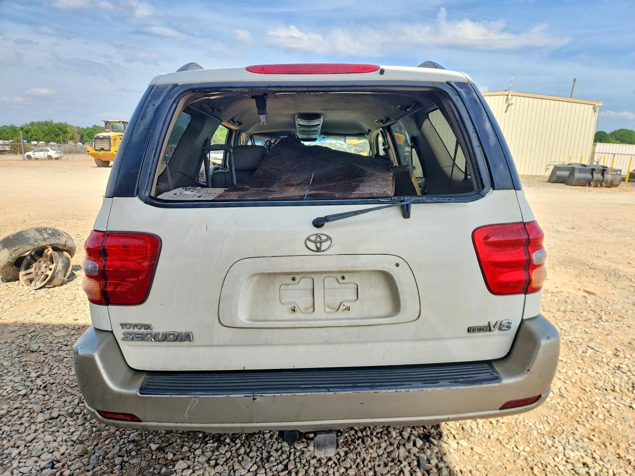 2004 Toyota Sequoia Sr5 - Image 6