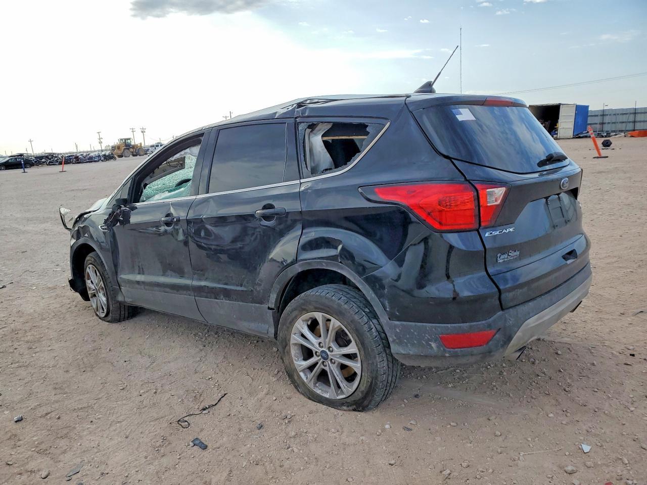 2019 Ford Escape Se - Image 2