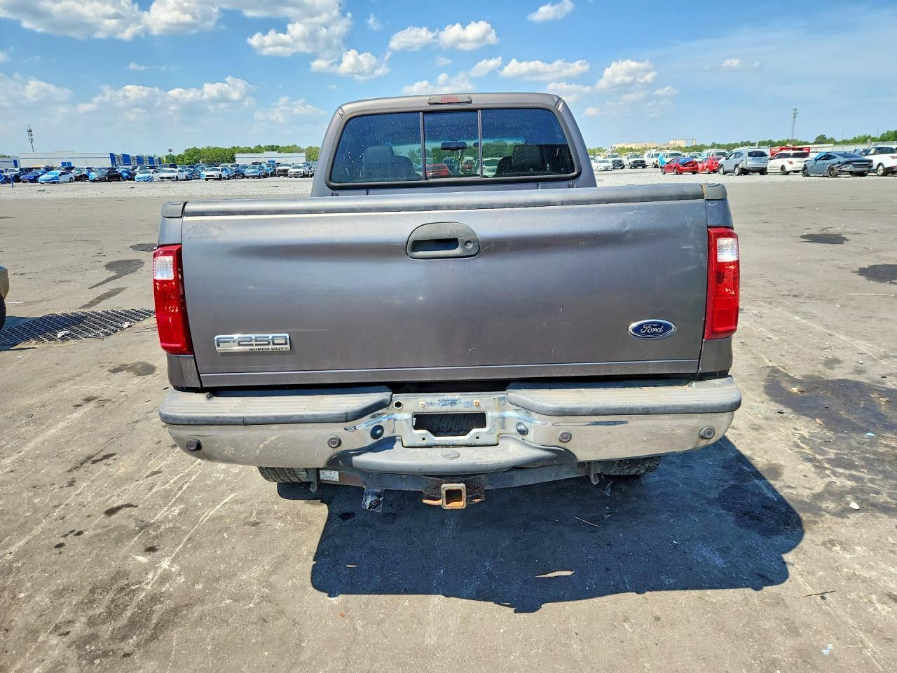 2006 Ford F-350 Supe - Image 6