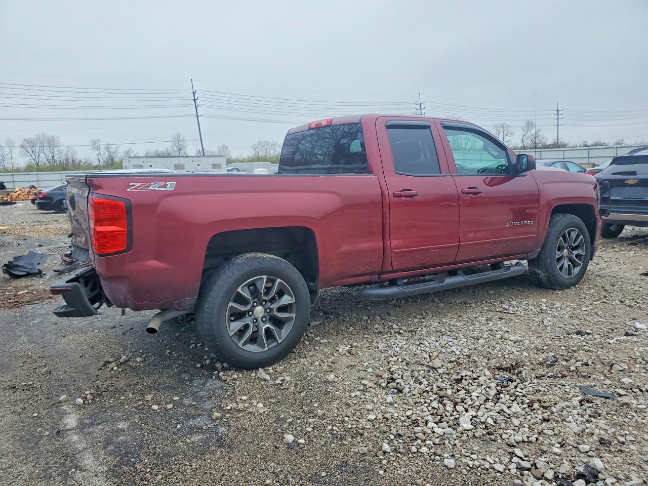 2017 Chevrolet Silverado K1500 Lt - Image 3