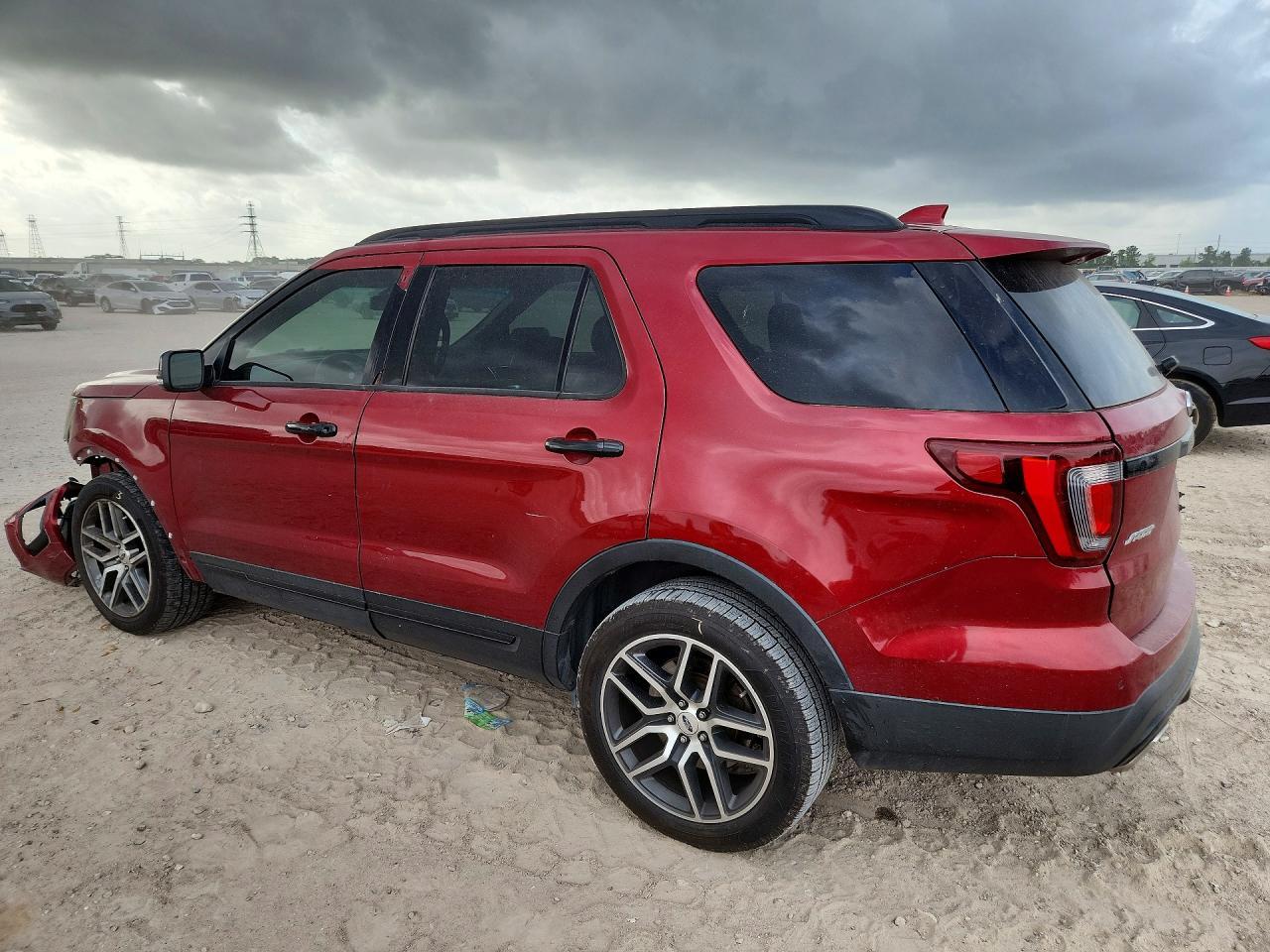 2016 Ford Explorer Sport - Фото 2