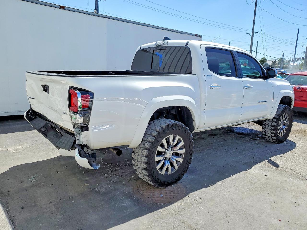 2023 Toyota Tacoma Limited - Фото 3