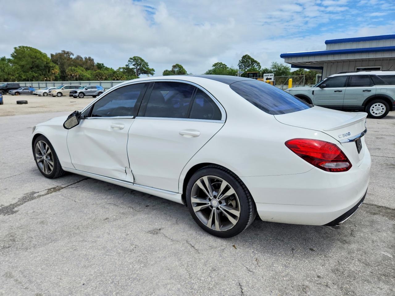 2017 Mercedes-Benz C 300 - Image 2