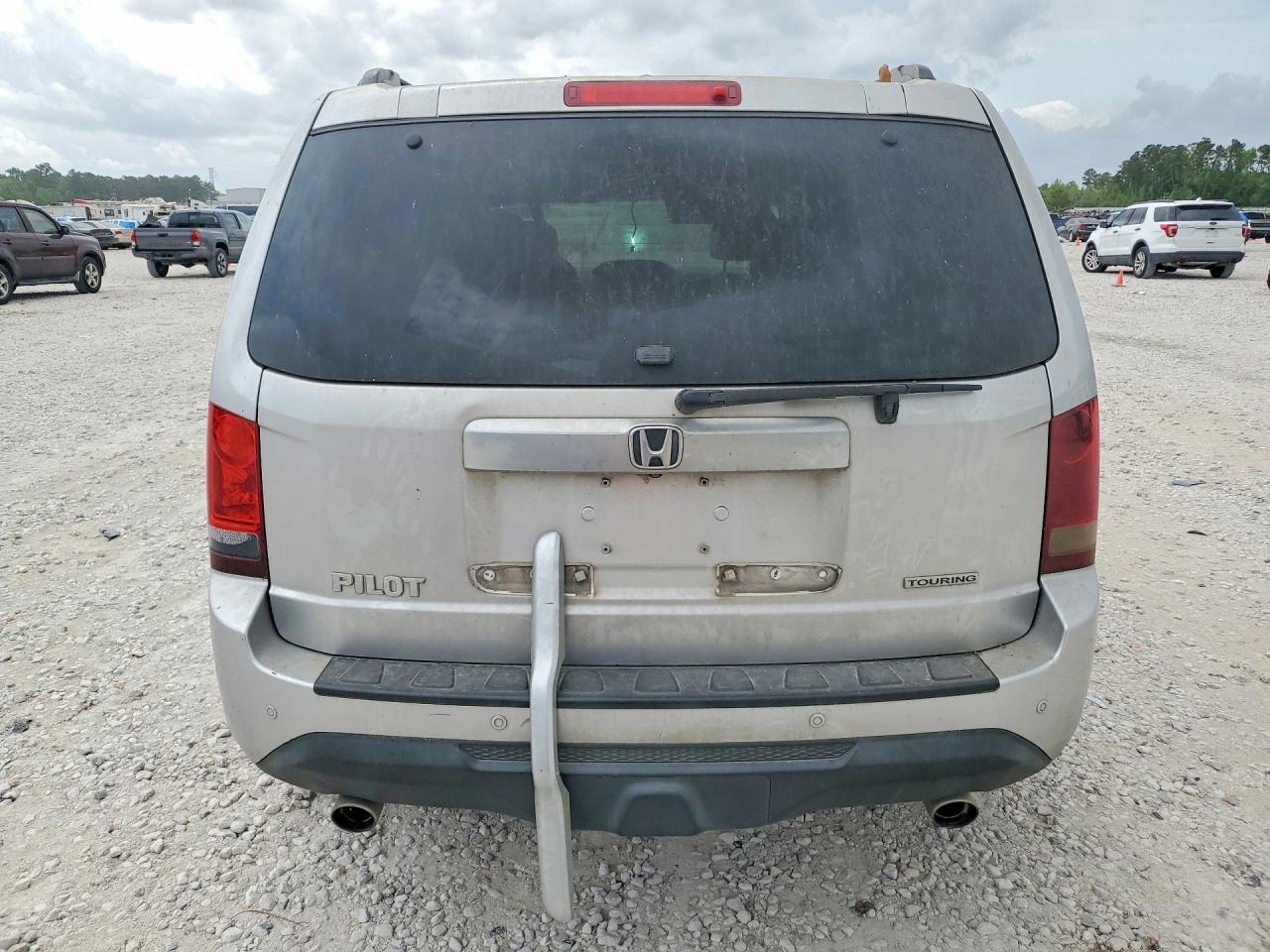 2012 Honda Pilot Touring - Image 6