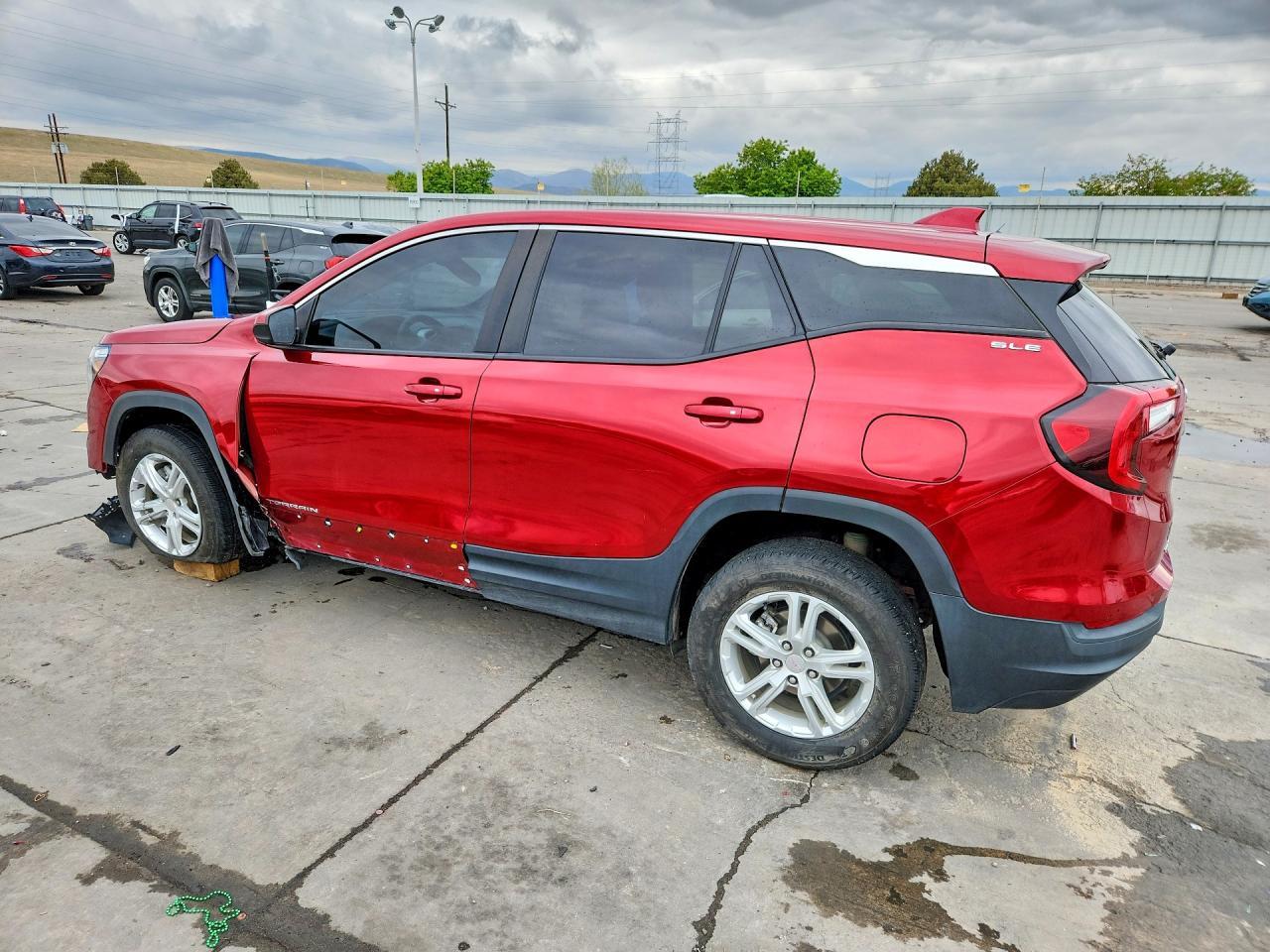 2022 GMC Terrain Sle - Фото 2