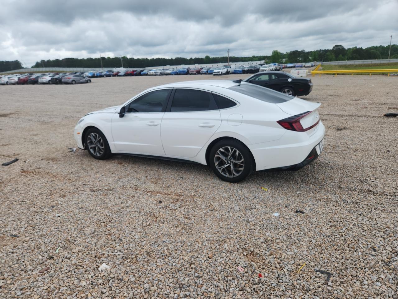 2022 Hyundai Sonata Sel - Image 2