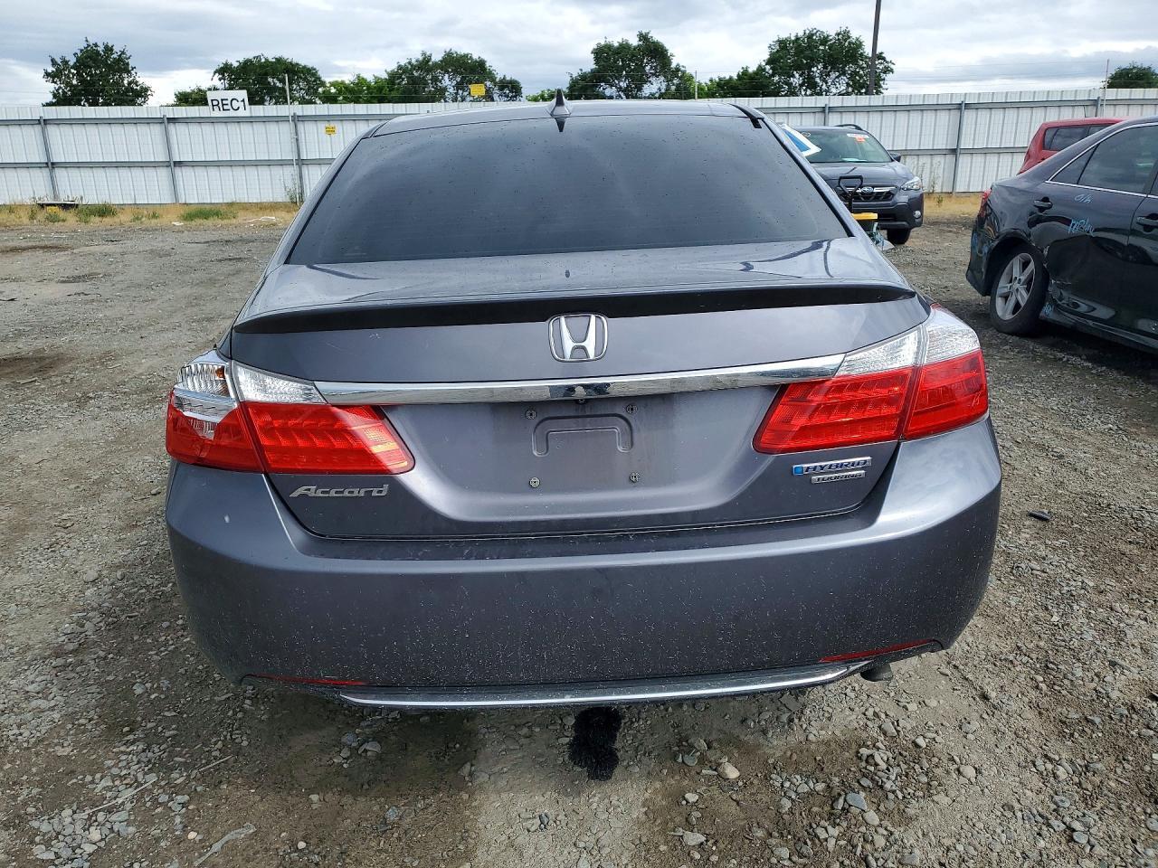 2015 Honda Accord Touring Hybrid - Фото 6