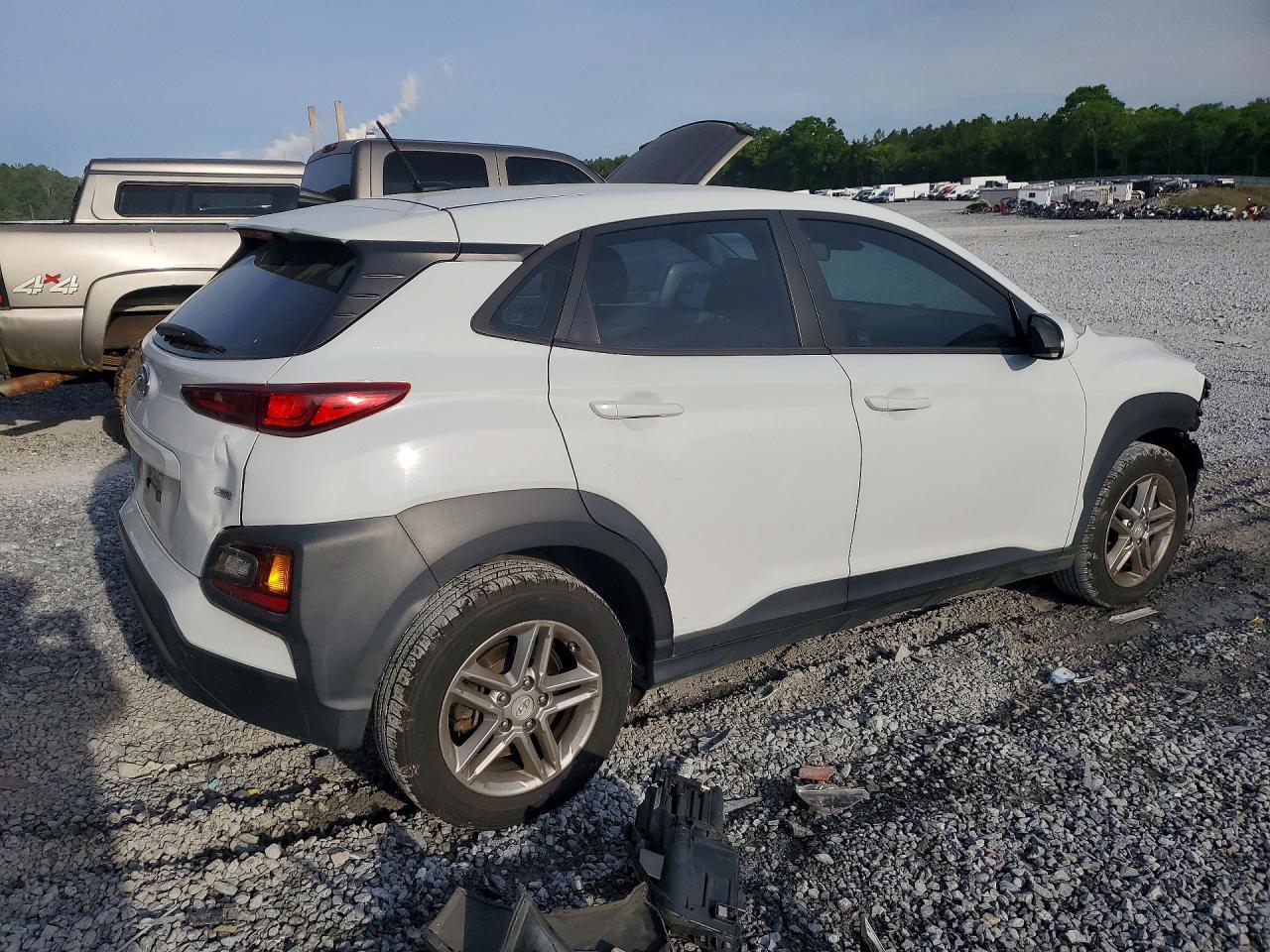 2020 Hyundai Kona Se - Фото 3