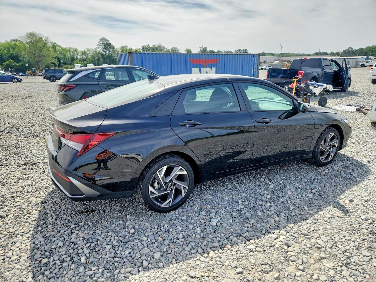 2025 Hyundai Elantra Sel Sport - Фото 3