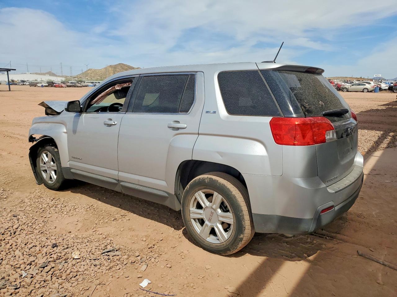 2015 GMC Terrain Sle - Image 2