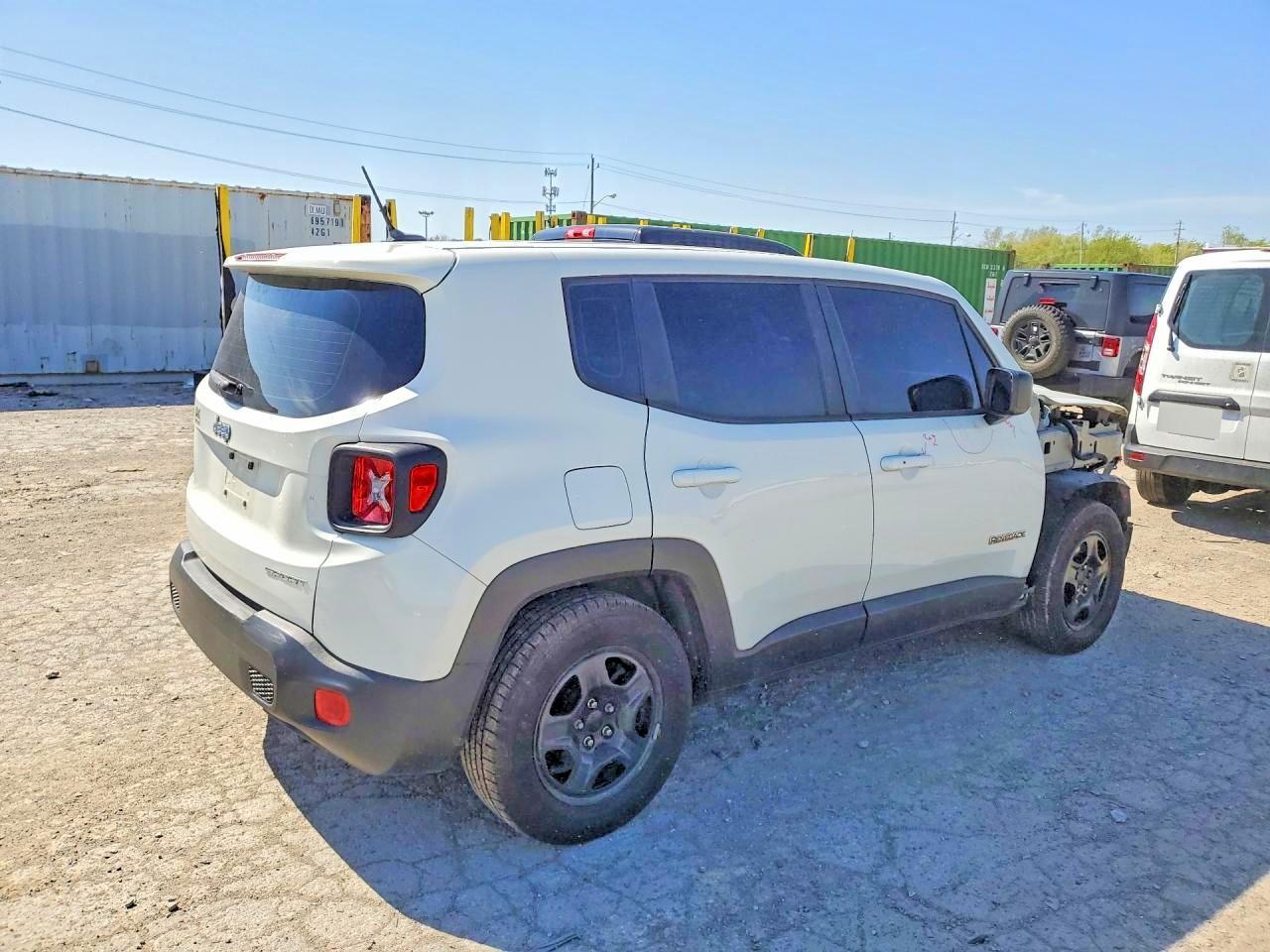 2016 Jeep Renegade Sport - Image 3